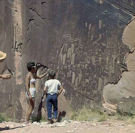 Smith fork Petroglyphs w people